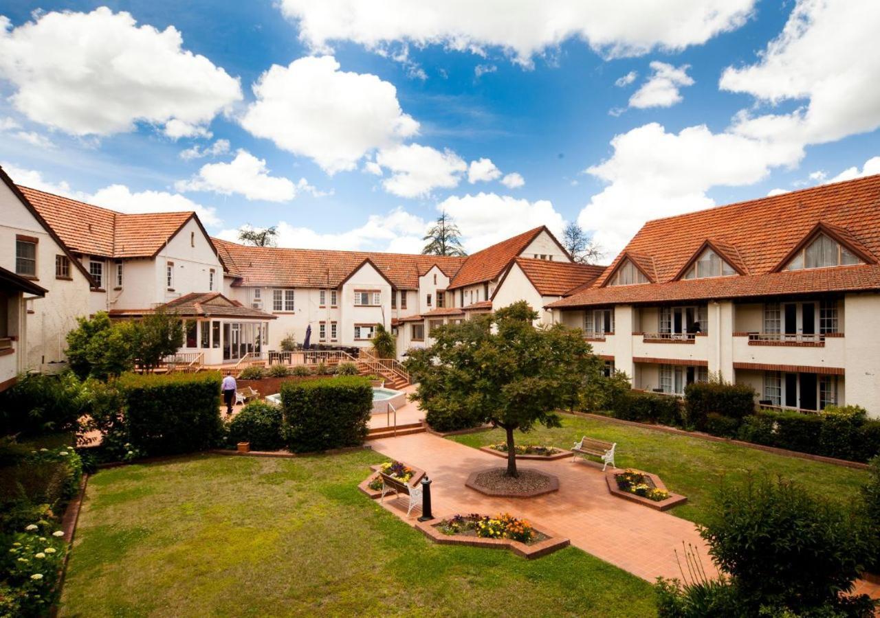 Mercure Канберра Экстерьер фото