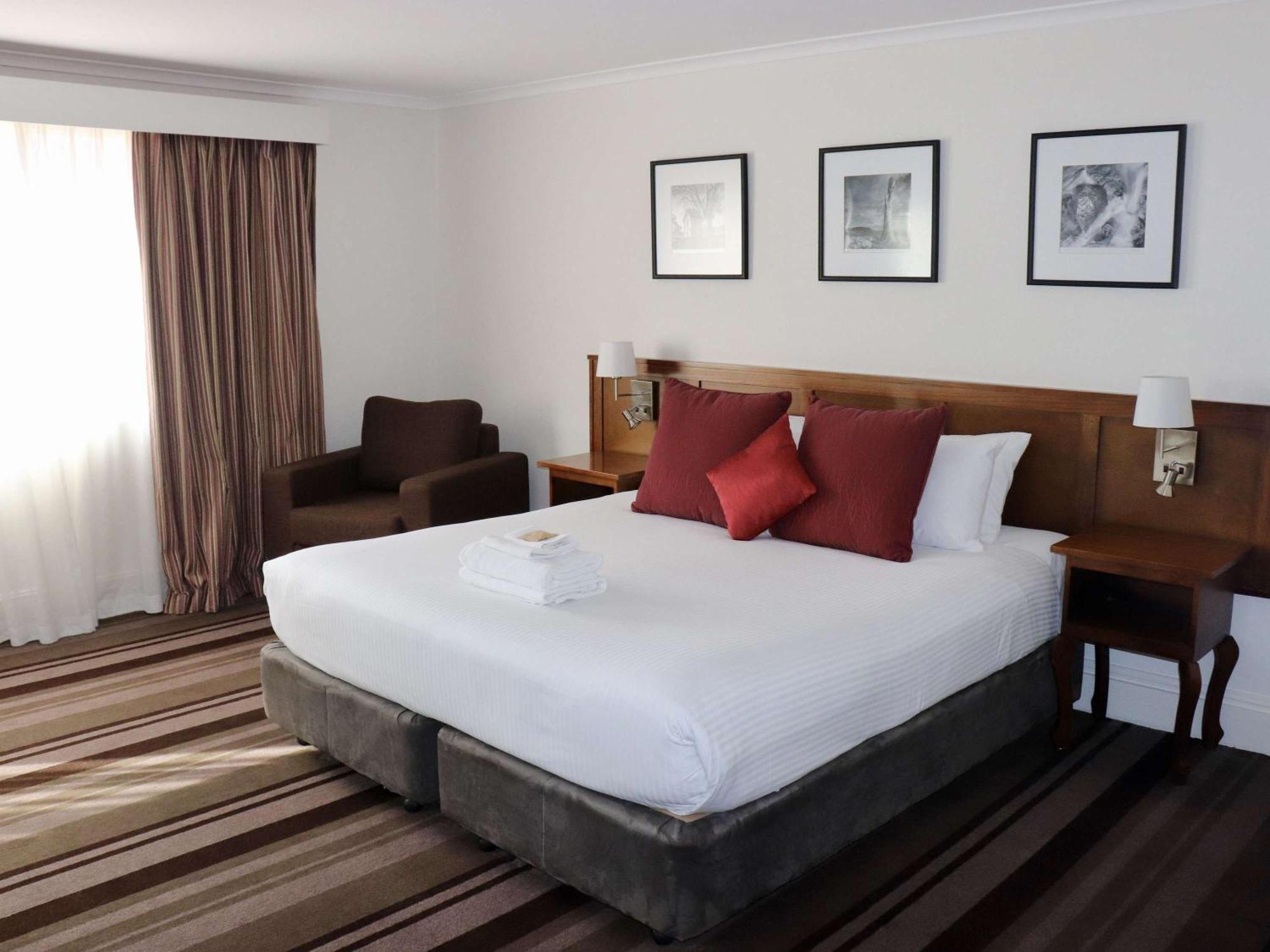 Mercure Канберра Экстерьер фото